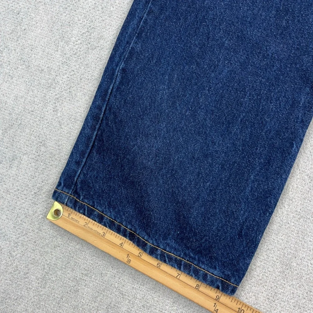 Levis includes item